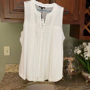 For Cynthia woman sleeveless top NWT. Size 2x